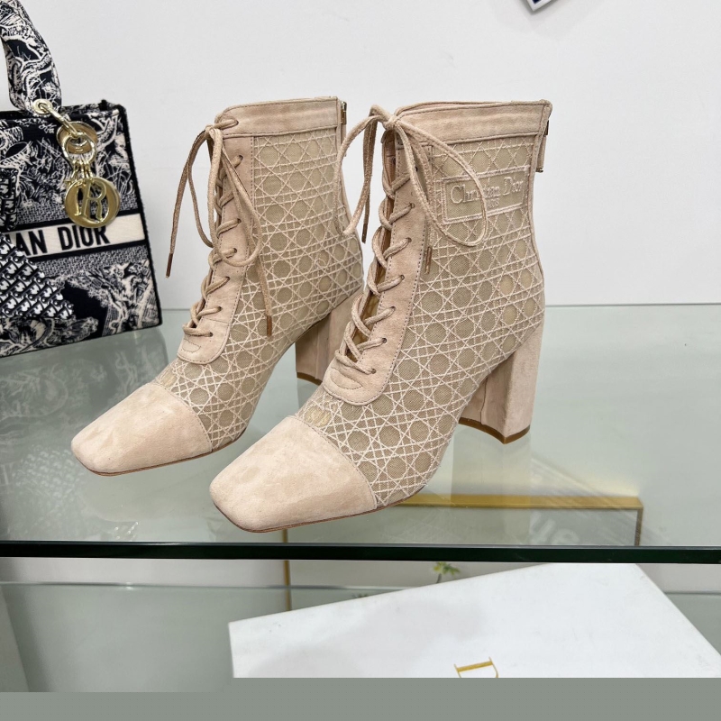 ch**an D*or boots